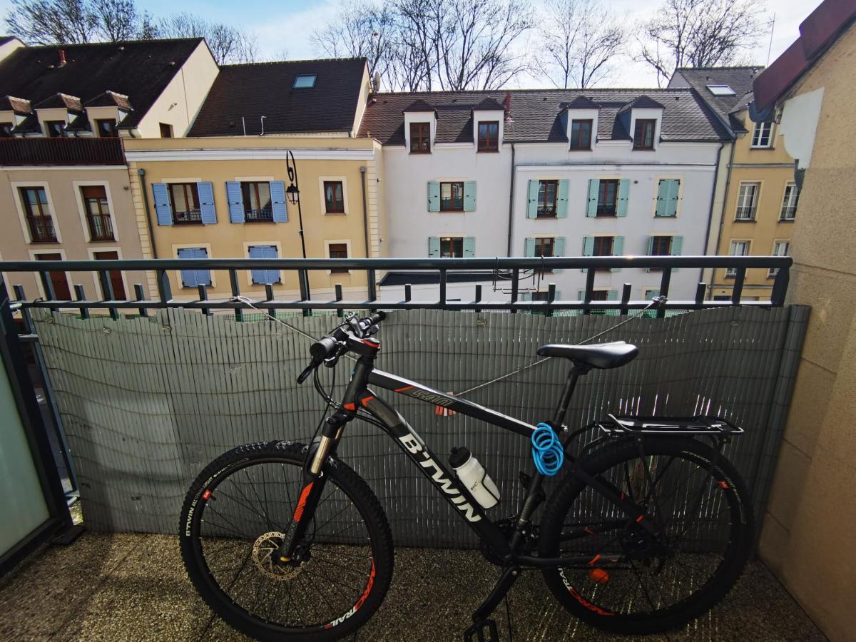 Versailles Trip Appartement Buc  Dış mekan fotoğraf