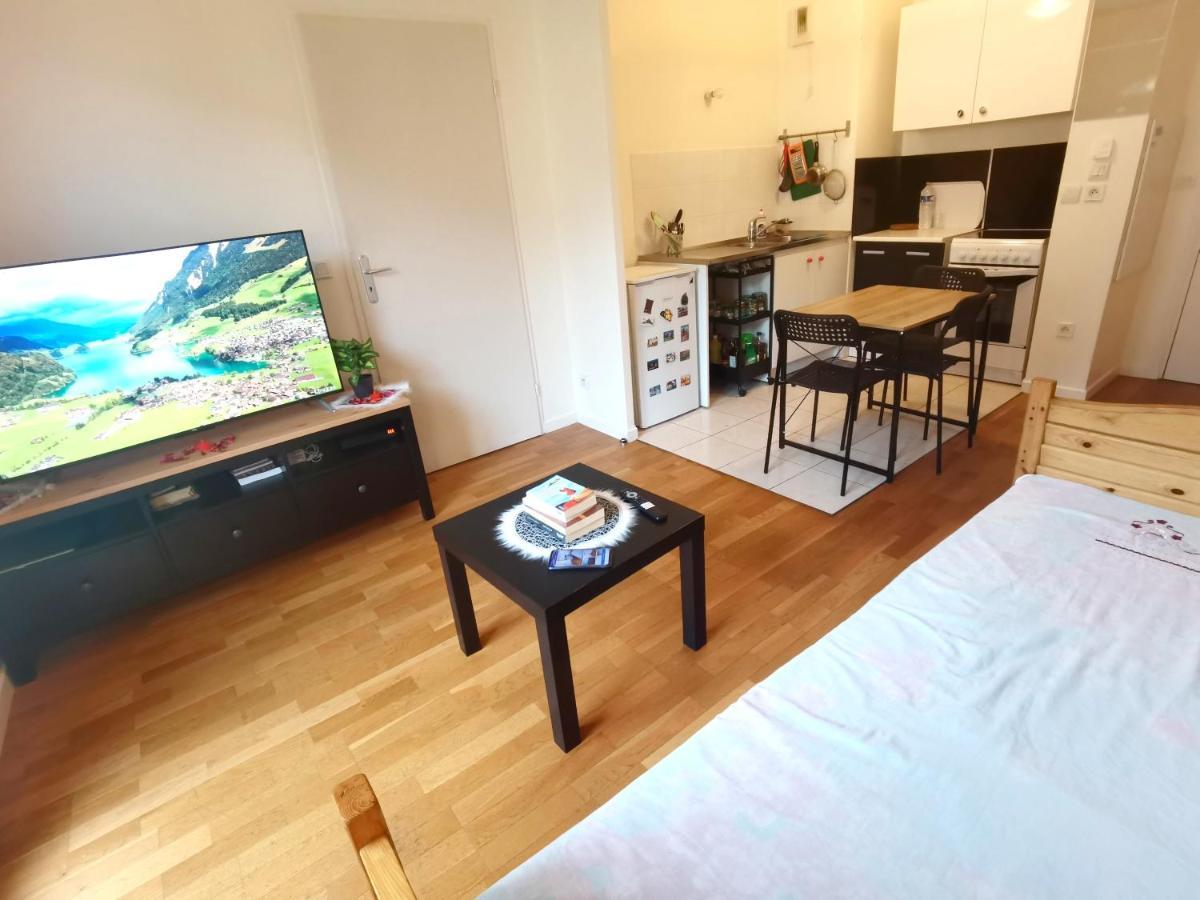 Versailles Trip Appartement Buc  Dış mekan fotoğraf